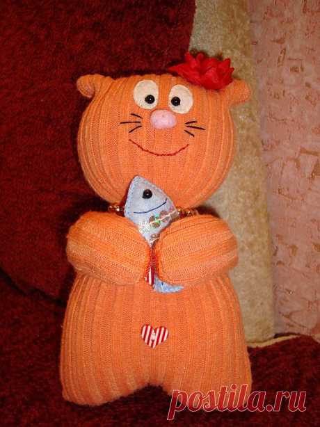 Котик из старого свитера / Разнообразные игрушки ручной работы / PassionForum - мастер-классы по рукоделию