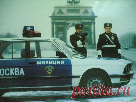 Машина Милиции СССР - BMW 5-ой серии в кузове Е28. СССР, 1980-е.