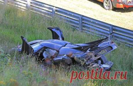 На трассе Нюрбургринг разбили гиперкар Koenigsegg One:1 (8 фото) | Чёрт побери