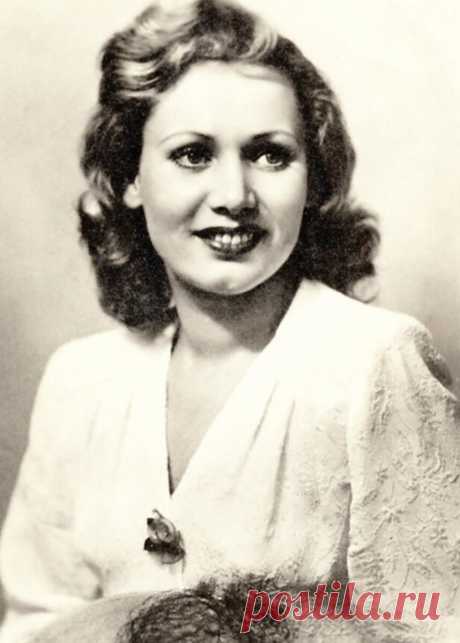 Лидия Смирнова, 13 февраля, 1915 • 25 июля 2007