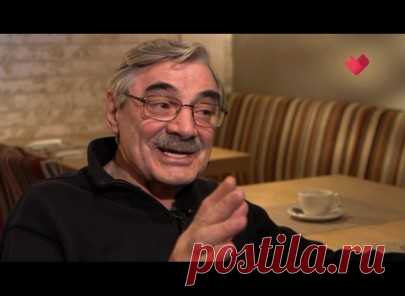 "Раскрывая тайны звёзд": Евгений Евстигнеев
 
4 марта 1992 года. Вся страна потрясена известием. Не стало народного артиста Советского Союза Евгения Евстигнеева. Что могло произойти?