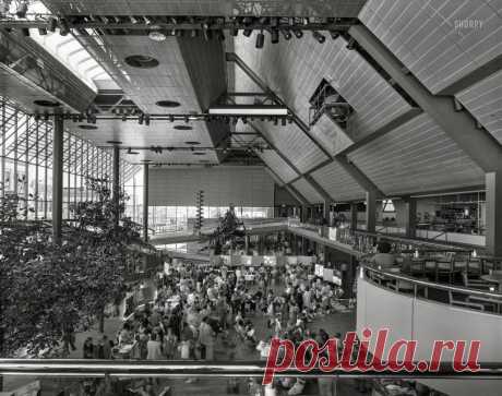 That Seventies Mall: 1973 Columbus, Indiana, 1973. "Commons Courthouse Center. Interior view of shopping mall atrium with trees, walkways and crowd. Architect: César Pelli, Victor Gruen Associates."