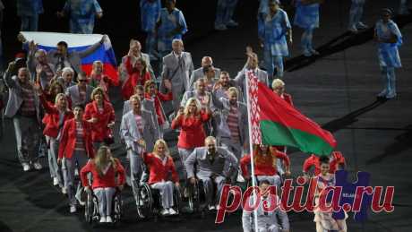 «Демонстрация неповиновения»: западные СМИ о флаге РФ в руках белорусских паралимпийцев