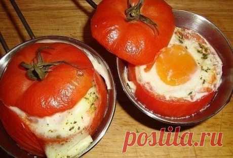 Как приготовить яичница в помидоре - рецепт, ингредиенты и фотографии