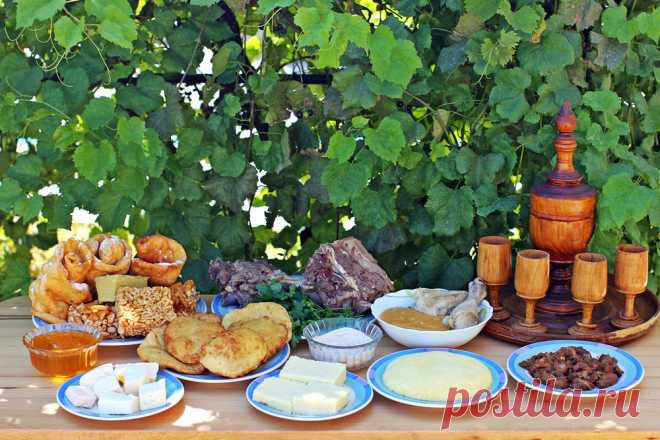 Блюдо кабардино балкарской кухни Фишка это подборка лайфхаков для дома. Разные полезные хитрости на каждый день про уборку, стирку, уход за вещами, как мыть, убрать, почистить, а также поздравления и идеи подарков.