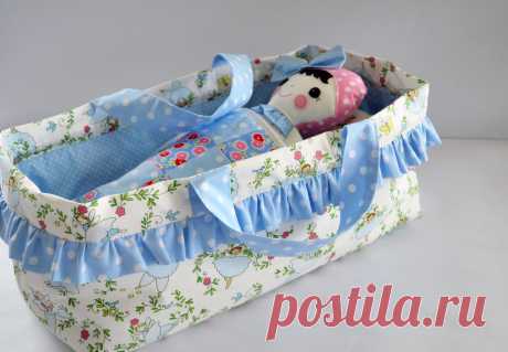 Doll + Toy Carrycot Tutorial | Sew Mama Sew | Outstanding sewing, quilting, and needlework tutorials since 2005.