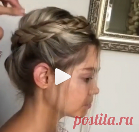 You &amp; Your Wedding в Instagram: «Little updo inspo for your bridesmaids #Repost from @ulyana.aster. #ulyanaastervideo . Headpiece Luna • UlyanaAster.com @scenicrimbride…»