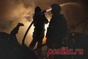 После обстрела ВСУ в Краснодоне произошел пожар