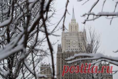 Россия выразила протест Японии из-за военных учений на Хоккайдо. Москва рассматривает маневры как потенциальную угрозу безопасности РФ.