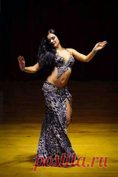 Love the Belly Dance costume!