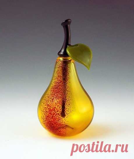 'pear' art glass perfume bottle
