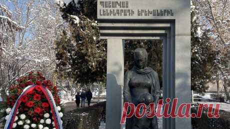 Русский дом в Ереване обратился в прокуратуру после осквернения памятника