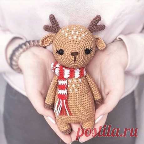 Amigurumi crochet patterns в Instagram: «My lovely crochet deer is in my hands😍🦌🤲☺️
⠀
There is a SALE happening in my Etsy store: 30% off for all my patterns (active link in my bio)» 2,186 отметок «Нравится», 24 комментариев — Amigurumi crochet patterns (@gurumiland_design) в Instagram: «My lovely crochet deer is in my hands😍🦌🤲☺️ ⠀ There is a SALE happening in my Etsy store: 30% off…»
