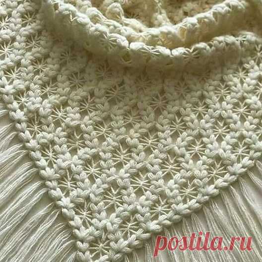 Ажурная шаль узором из пышных столбиков. Крючком. Схема. / knittingideas.ru