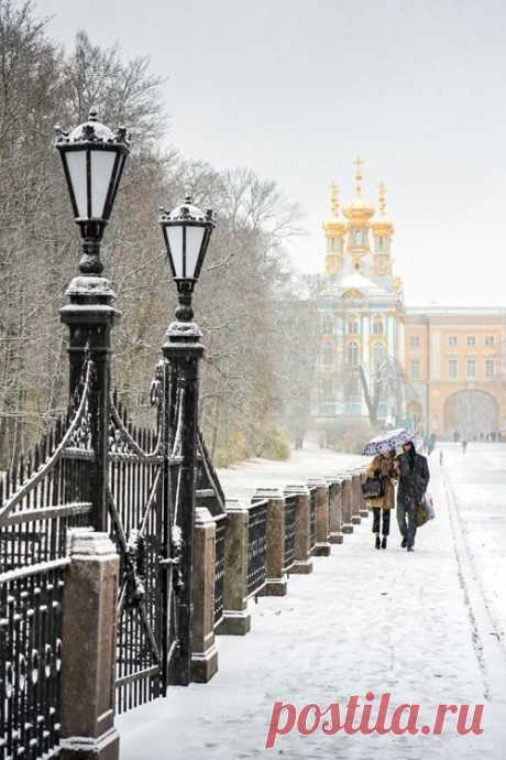 Catherine Park under snow - Saint-Petersburg, Russia