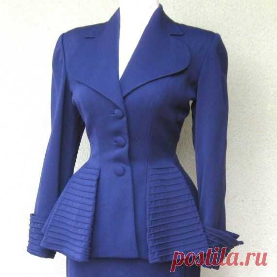 Vintage 40s Navy Blue Wool Gabardine LILLI ANN Peplum Jacket and Skirt Suit