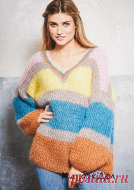 Пуловеры спицами - женский пуловер оверсайз с широкими цветными полосами: описание вязания