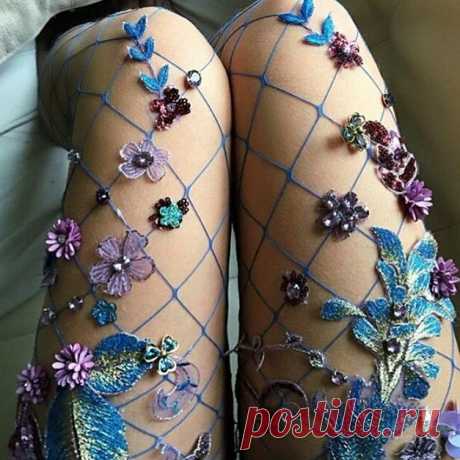 @gothicdreamers в Instagram: «✨✨✨model:@lirika.matoshi #legs #flowers #pale #aesthetic #aesthetics #lovely #instagoth #purple #violet #dream #goth #gothic #gothgirl…» 3,236 отметок «Нравится», 22 комментариев — @gothicdreamers в Instagram: «✨✨✨model:@lirika.matoshi #legs #flowers #pale #aesthetic #aesthetics #lovely #instagoth #purple…»