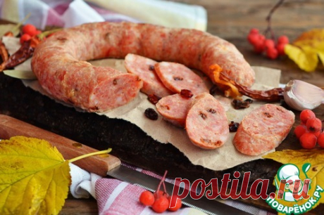 Свиная колбаса с барбарисом – кулинарный рецепт