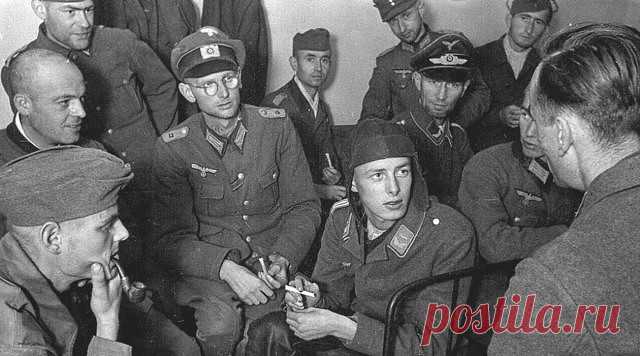Немецкого офицера люфтваффе Генриха Айнзиделя называли «надеждой Гитлера». Он и впрямь подавал для фюрера огромные надежды, будучи потомком самого Отто фон Бисмарка, до тех пор, пока его «Мессершмитт» не был сбит под Сталинградом в августе 1942-го.