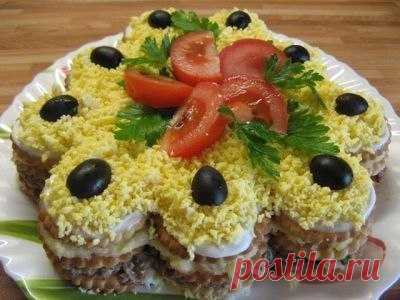 Салат-торт из крекеров | Кулинарные Рецепты