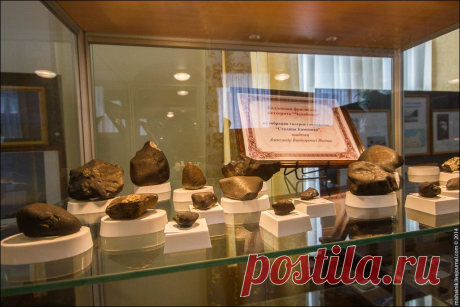 Рудники Урала - Выставка метеоритов