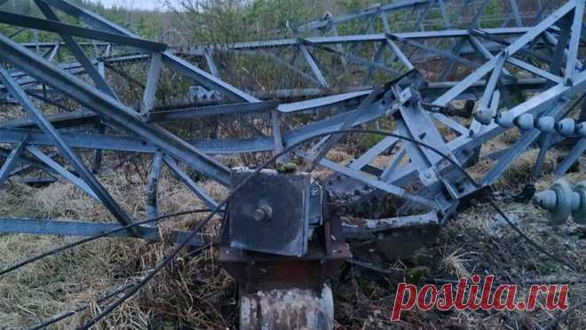 В Запорожской области 12 тысяч жителей остаются без света после атаки дронов. Более 12 тысяч жителей населенного пункта Пологи Запорожской области остаются без электроснабжения из-за атаки беспилотника ВСУ, в результате которой был поврежден трансформатор. Об этом сообщил губернатор региона Евгений Балицкий в ...