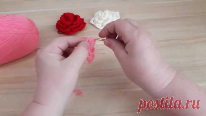 С помощью данного видео урока Вы научитесь вязать крючком красивые розочки