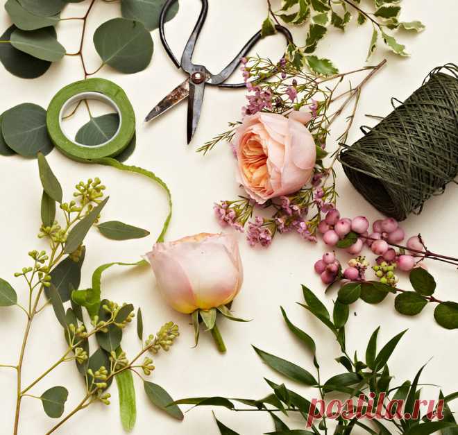 Learn How To Create Your Own Gorgeous Floral Garlands | Weddingbells