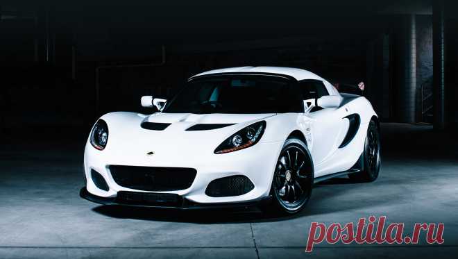 Издание Lotus Elise Cup 250 Bathurst удивило минимализмом Ограниченная партия Elise немного даёт покупателям, в сравнении со стандартной двухдверкой: чёрно-белую окраску с флагом Британии на торцевых пластинах