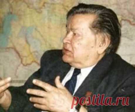 18 мая в 2001 году умер(ла) Алексей Маресьев-ЛЕТЧИК