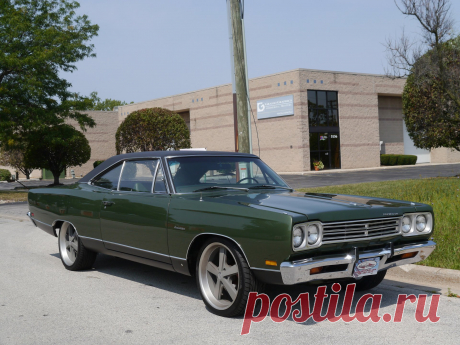 1969 Plymouth Satellite / Midwest Car Exchange