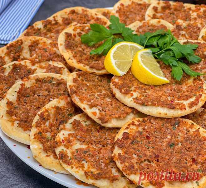 Ev Yapımı Fındık Lahmacun Tarifi - YemekEv.com