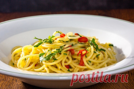 Спагетти «Алио и олио» - пошаговый рецепт с фото - как приготовить, ингредиенты, состав, время приготовления - Леди Mail.Ru