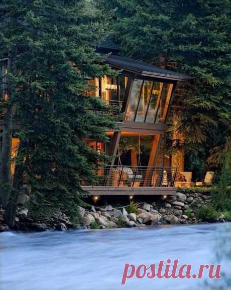 Luxury cabin on the river