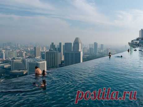 Бассейн Infinity Pool, Крыша отеля Marina Bay Sands, Сингапур - buzzok