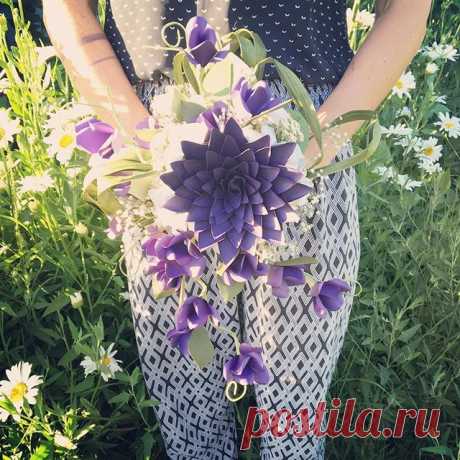 Not sure what I like more, the bridal bouquet, the patterns, or my daisies. Beautiful world we live in isn't it?!
.
.
#paperflower #paperflowers #followyourdreams #dreambig #BElove #daisy #pattern #dahlia #purple #somethingdifferent #breath #garden #gardener #bossmom #choosehappy #beauty #beautiful #wedding #weddingflowers