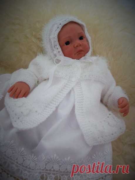 Baby Knitting Pattern  - Gabby Baby Girl Download PDF Knitting Pattern - Reborn Dolls Knitting Patterns PDF DOWNLOAD KNITTING PATTERN  PLEASE NOTE: This is a set of instructions, not the physical object.  This sale is for the PDF knitting pattern to create my outfit Gabby © (Precious Newborn Knits Ref: JH16) Design is based on a vintage pattern which has been re-worked and brought up to date using modern materials. Gabby consists of a traditionally styled matinee jacket wi...