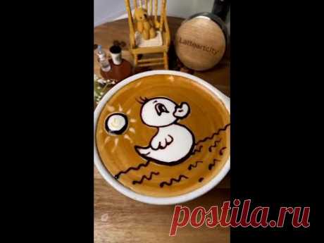 Watch the cutest latte art!