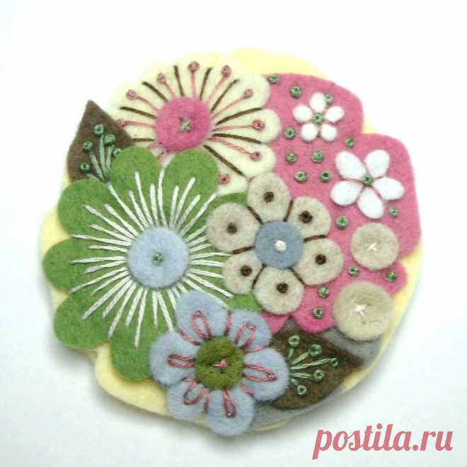 POCKETFUL OF POSIES FELT BROOCH | Flickr - Photo Sharing!