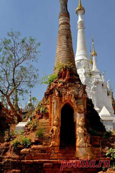 Долина сотни древних пагод: затерянная храмовая деревня в джунглях Мьянмы