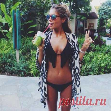 bikini, black, body, cool, cute, drink, fashion, fitness, girl, goals, nice, ootd, smoothie, summer, sunglasses, tumblr - image #2863149 by helena888 on Favim.com