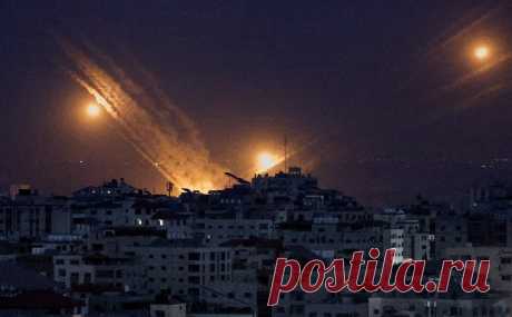 «Хезболла» объявила об ответном ударе по Израилю. Шиитское движение объявило, что нанесло ракетные удары по израильским казармам «Пранит» и «Авивим» в ответ на гибель трех бойцов в результате израильских атак на юг Ливана. Армия Израиля ответила на атаку артиллерийским огнем