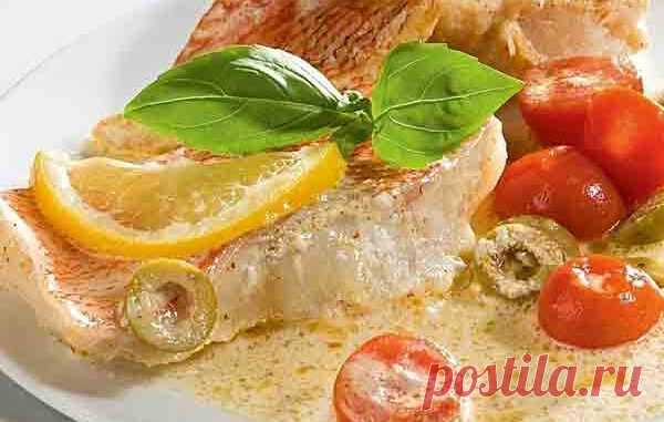 Окунь с маслинами и перцем - Кулинарные рецепты 