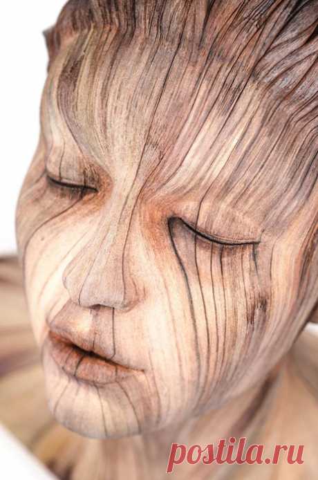 Обман зрения: как создать "деревянные" скульптуры без использования древесины