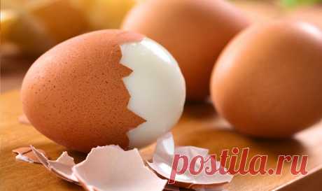 Правильная варка яиц | Что добавить в воду, чтобы скорлупа не приклеивалась к белку никогда? | ДомЭксперт | Пульс Mail.ru