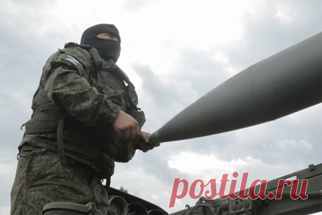 Боец Хисматуллин сорвал попытку боевиков ВСУ атаковать позиции ВС РФ. Украинские военнослужащие скрытно продвигались по лесополосе, планируя нанести удар с фланга.