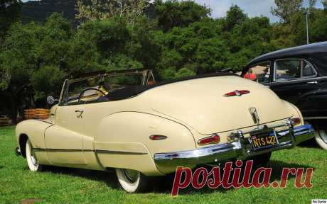 1948 Buick Roadmaster Convertible Sedan - Model  76C, Style 4767 - Sequoia Cream - rvl