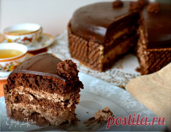 Шоколадный торт с вафельным кремом , пошаговый рецепт на 8687 ккал, фото, ингредиенты - burro.salvia