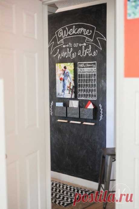 Erica's &quot;Chalkboard Command Center&quot; Entryway Makeover — Makeover: Decorating Project | Apartment Therapy